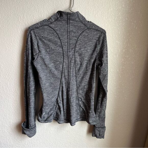 Lululemon Run Briskly 1/2 Zip
Coco Pique Black White - Picture 7 of 11